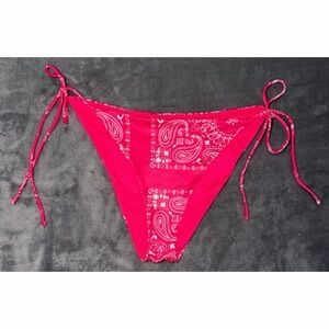🩷 superdown Paisley Bikini Bottom